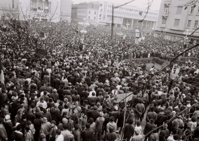 Revoluție 1989